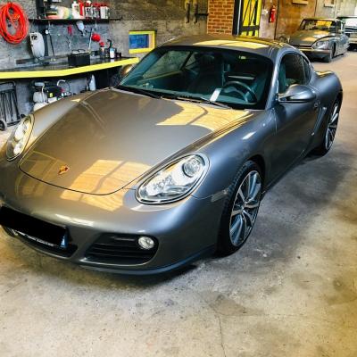 Porsche Cayman