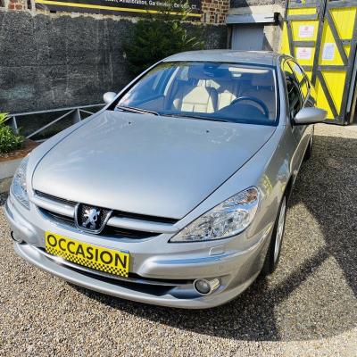 Peugeot 607