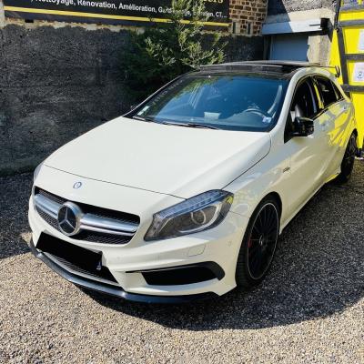 Mercedes A45 AMG